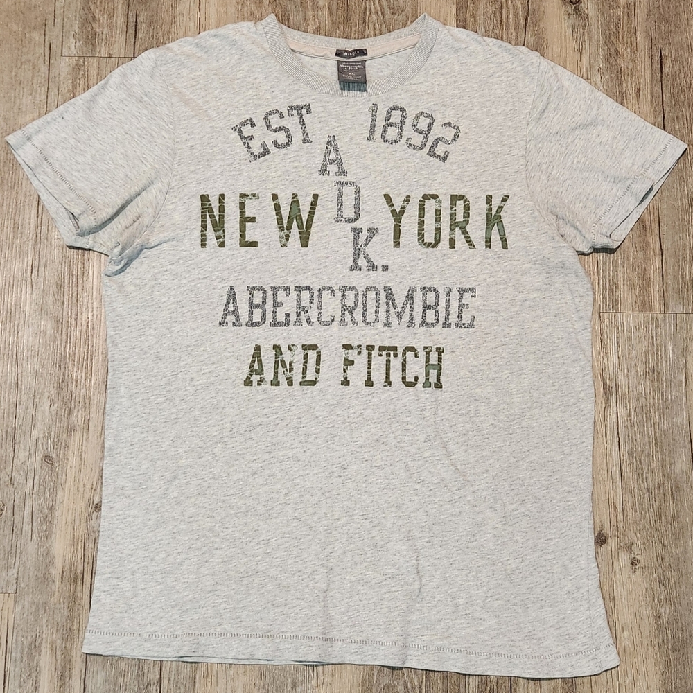 Vintage‎ Abercrombie and Fitch T-shirt Size XL (fit medium) Muscle Fit